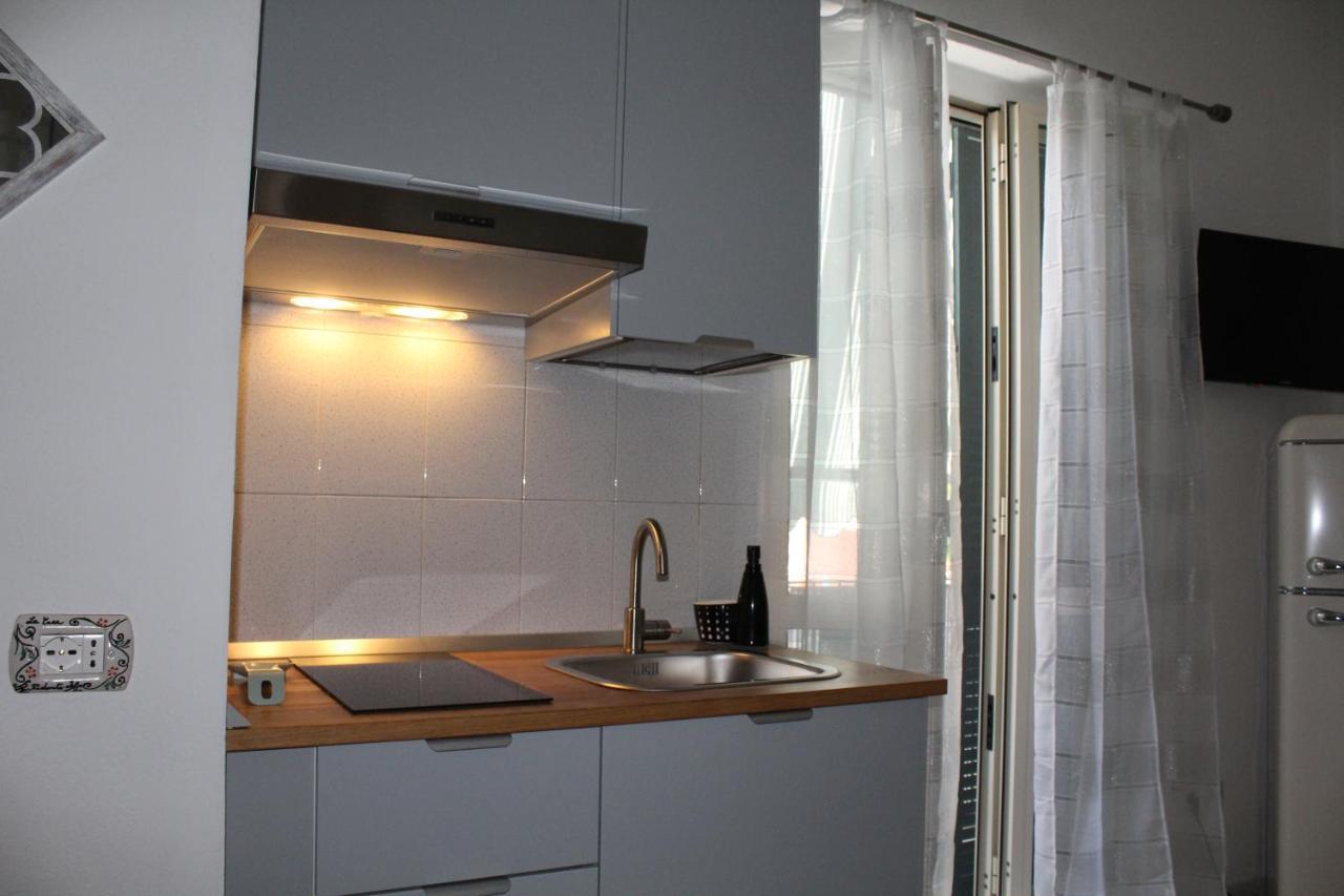 La Casa Ridente : Ischia Porto Apartment Exterior photo